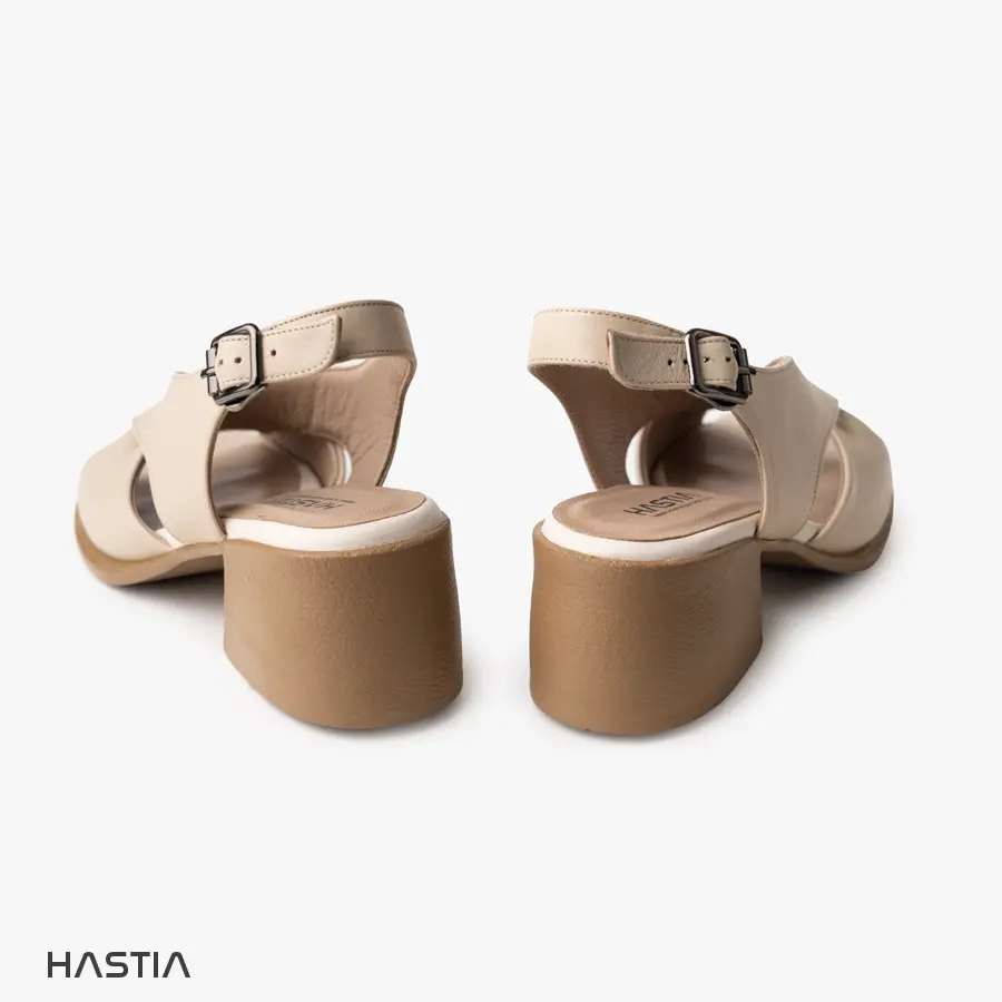 صندل تمام چرم زنانه مدل HST-344