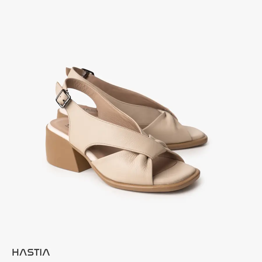 صندل تمام چرم زنانه مدل HST-344